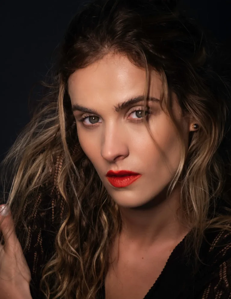 Rafaella — Fashion & Beauty editorial by Paula Reichert for VOUS Magazine