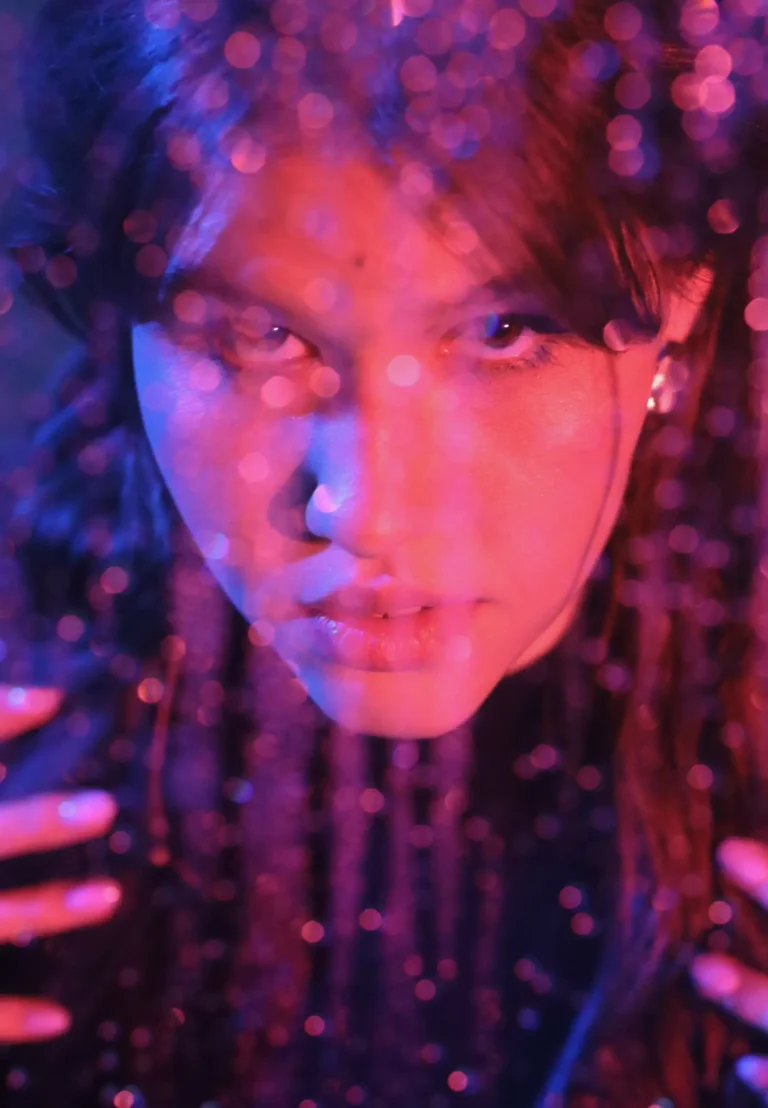 The night is tender — Fashion & Beauty editorial by Anastasia Streltcova for VOUS Magazine