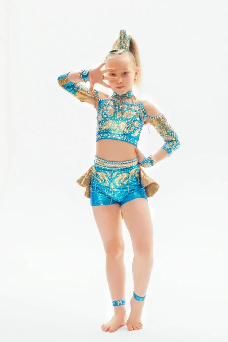 Disco dancer Tanya — Teen editorial by Anastasiya Ryazantseva for VOUS Magazine