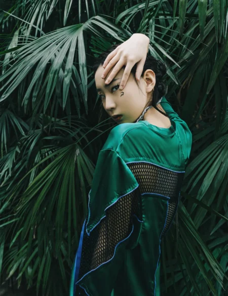 Green Snake — Fashion & Beauty editorial by UQIAN for VOUS Magazine