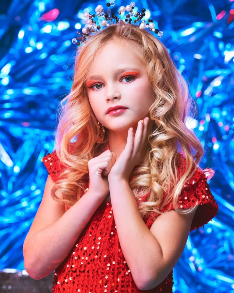 new year's fantasy — VOUS Magazine · The January Teen Edition · Vol.3 · 2023
