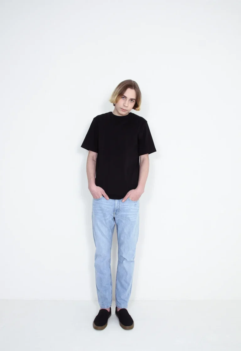 Pavel — Man editorial by Vlad Sadovnichiy for VOUS Magazine