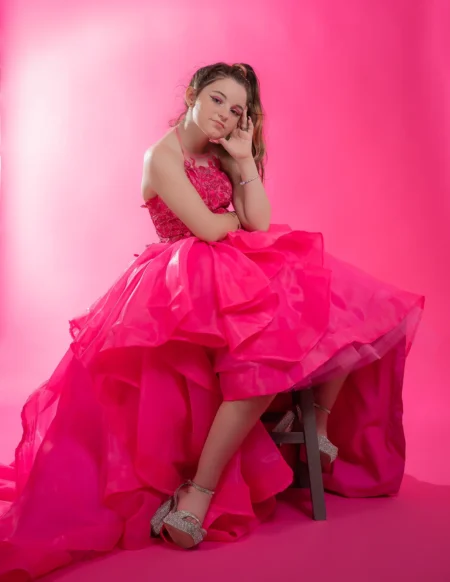 Pretty in Pink — Teen editorial by Warren Anderson for VOUS Magazine