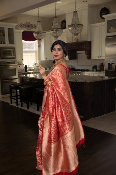 Effortlessly stylish and graceful, this saree look is a timeless classic — Fashion & Beauty editorial by Vaibhav Bakre for VOUS Magazine