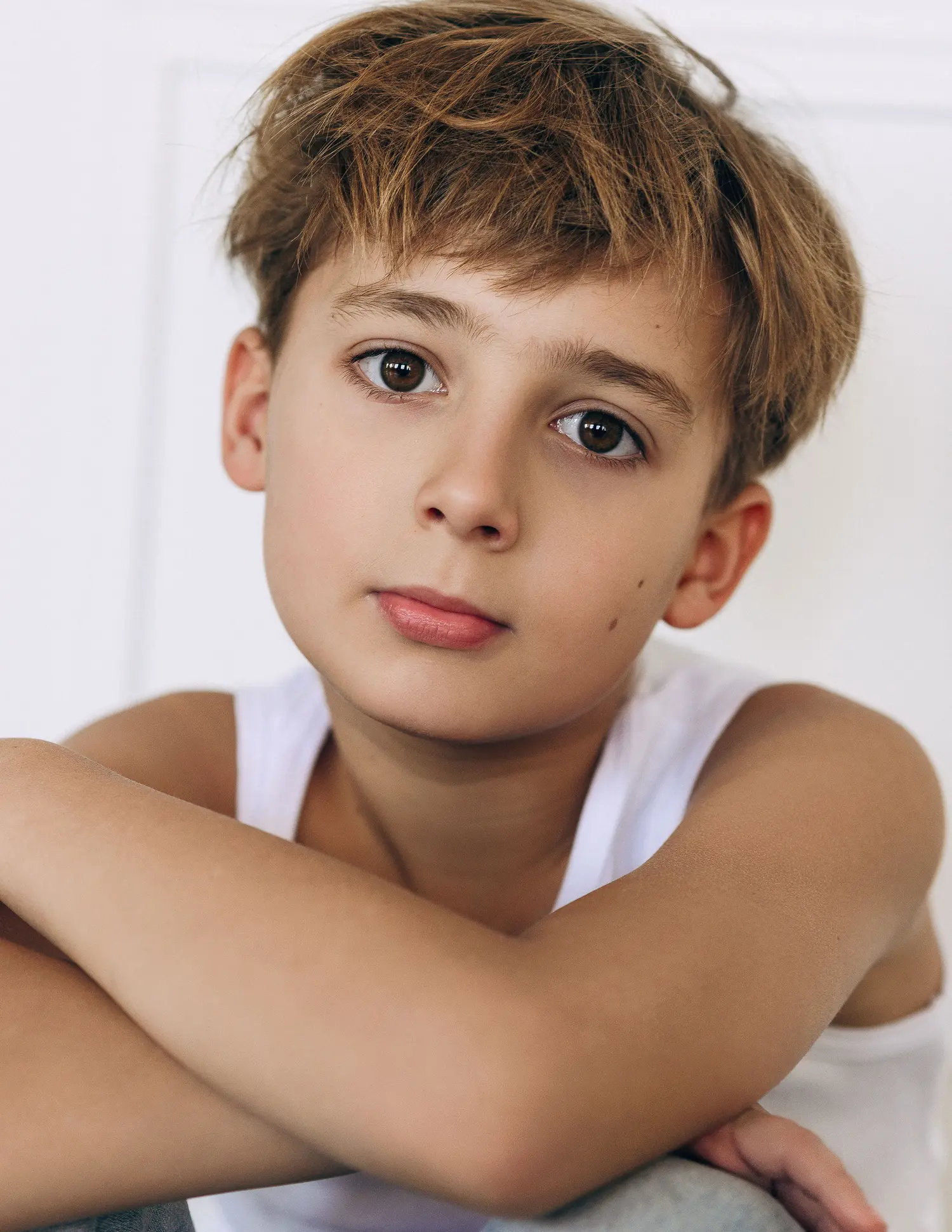 Lev — Teen editorial by Anna Lukinskaya for VOUS Magazine