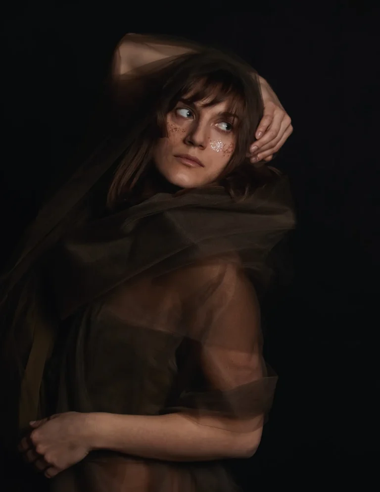 Little Hood — Fashion & Beauty editorial by Paulina Grzesiak for VOUS Magazine