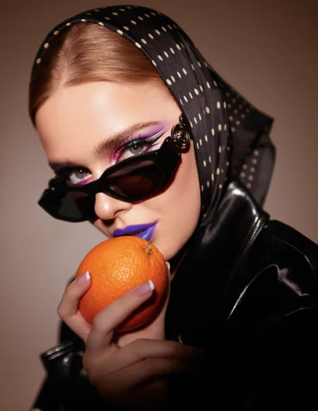 Mood Retro — Fashion & Beauty editorial by Kotelnikov Evgeniy for VOUS Magazine