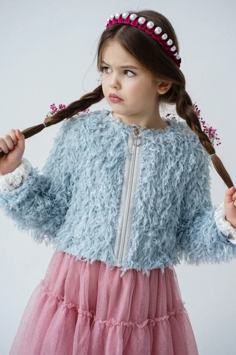 Spring inspiration — Teen editorial by Valentina Kryzhanovskaya for VOUS Magazine