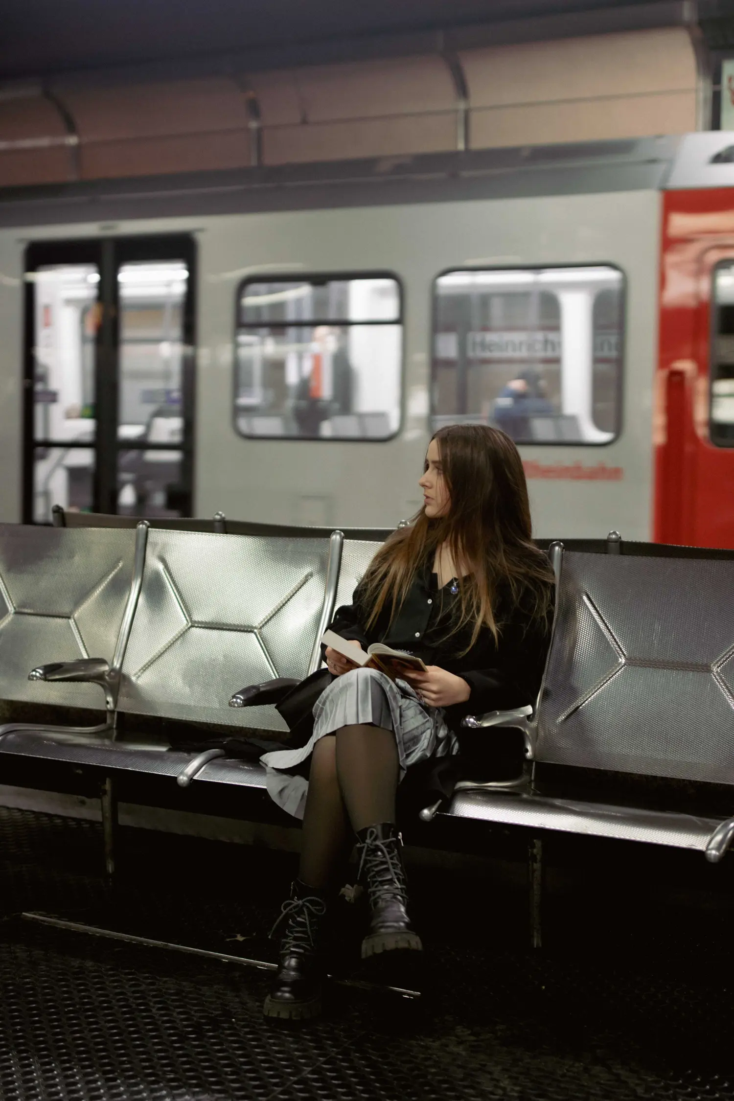 Subway Story — Teen editorial by Nick Weiss for VOUS Magazine