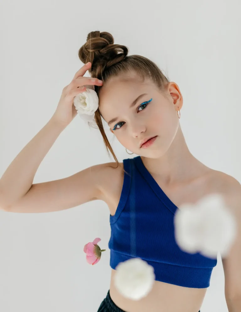Here it is spring — Teen editorial by Yana Kleshcheva for VOUS Magazine