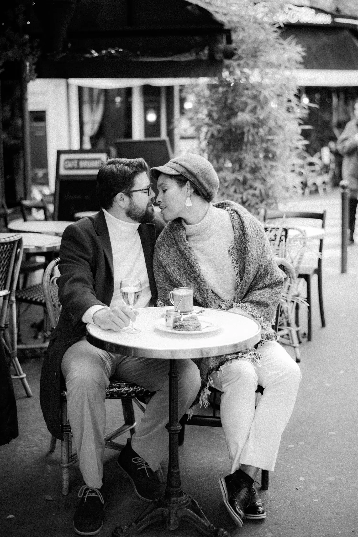 S'enfuir En Paris, France — Wedding editorial by Julia Lexx Photography for VOUS Magazine