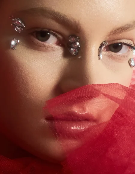 Fresh blood — Fashion & Beauty editorial by Daria Tashchilina for VOUS Magazine
