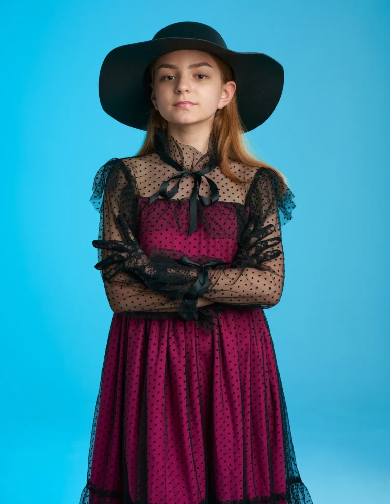Lady Valya — Teen editorial by Pavlyuk Sergey for VOUS Magazine