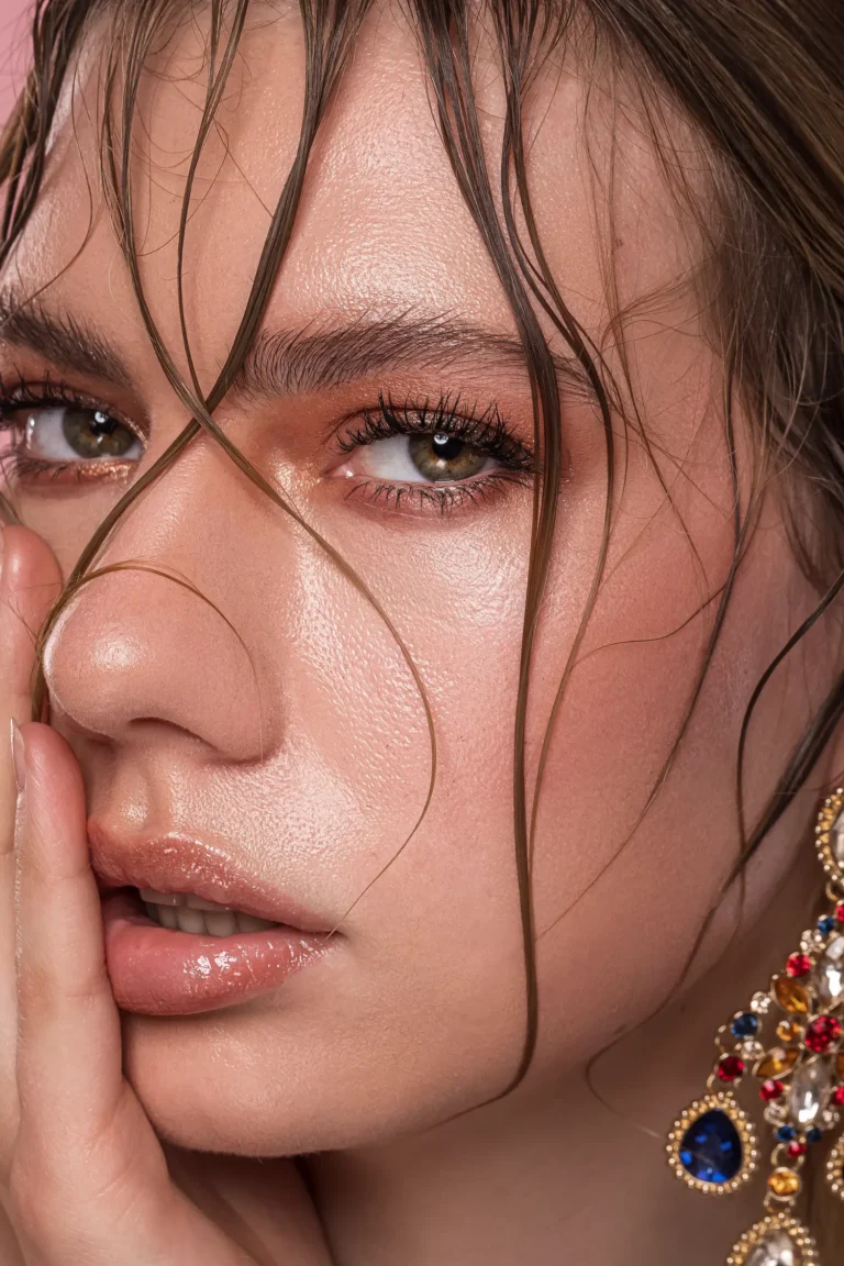 Ocean Eyes — Fashion & Beauty editorial by Susann Loessin for VOUS Magazine