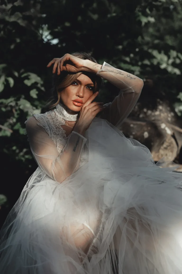 Designer Wedding Dress — Wedding editorial by Olga Koba for VOUS Magazine