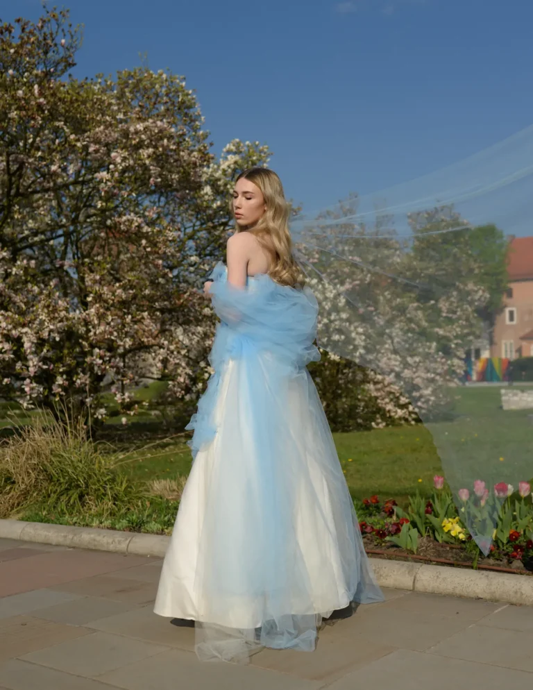 Diamonds are forever — Wedding editorial by Pablo Charnas for VOUS Magazine