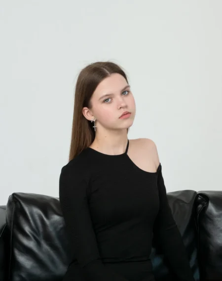 Julia i Alina — Teen editorial by Елена Чабан-Супрон for VOUS Magazine