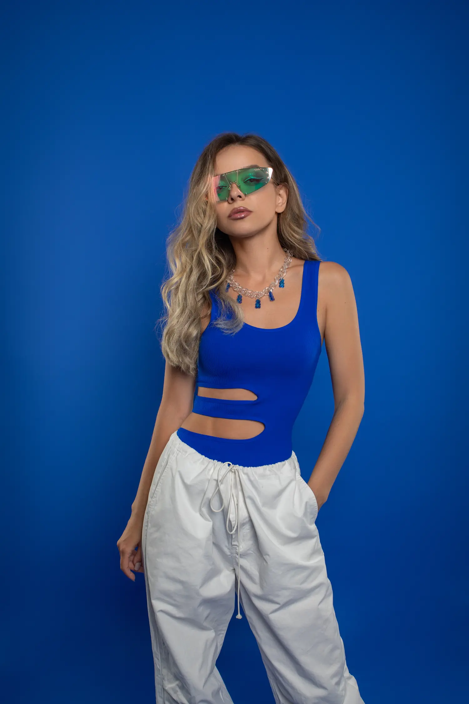 Mood Blue — Fashion & Beauty editorial by Kotelnikov Evgeniy for VOUS Magazine