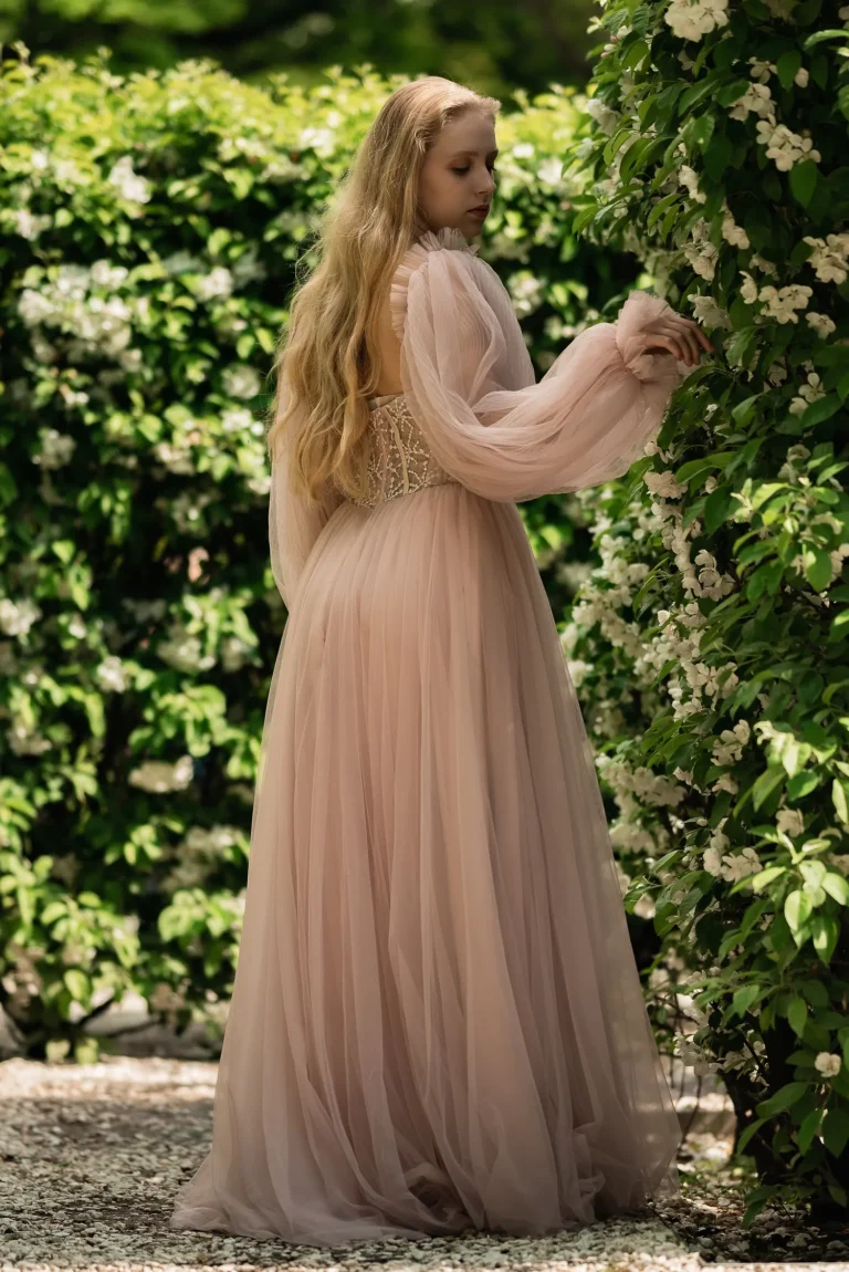 Mysterious forest — Fashion & Beauty editorial by Bodrova Ekaterina for VOUS Magazine