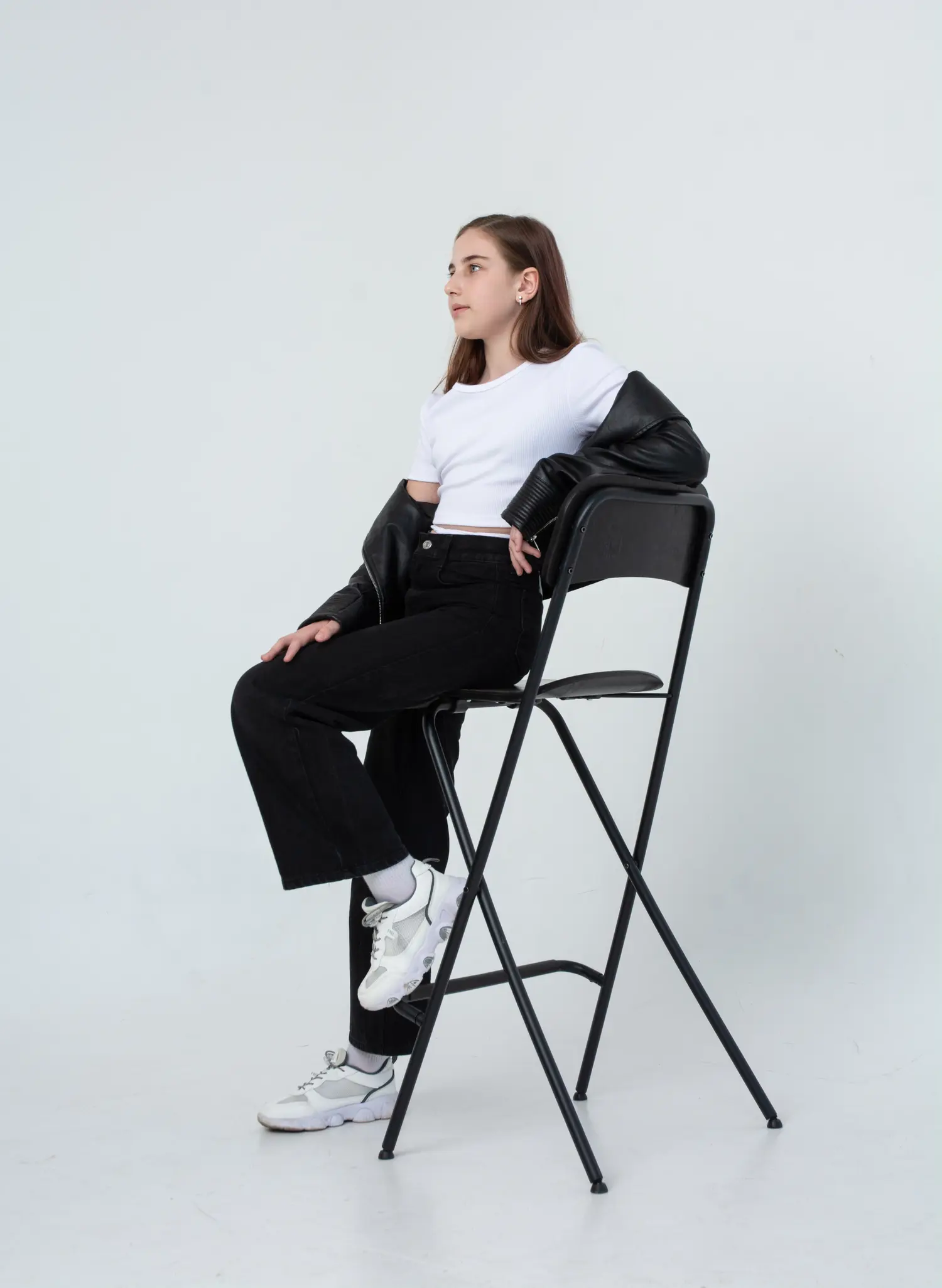 Polina — Teen editorial by Елена Чабан-Супрон for VOUS Magazine