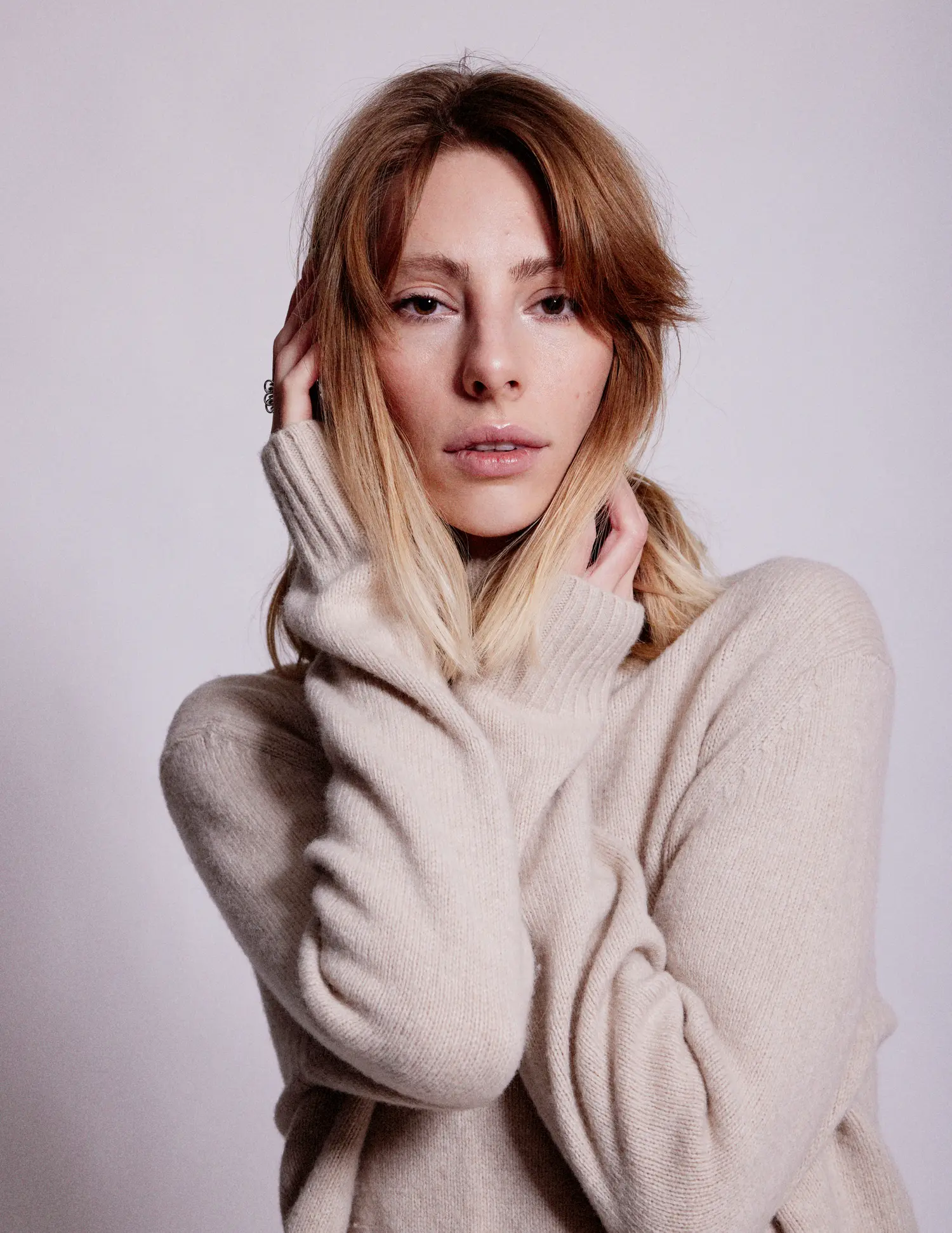 Studio "Zevst — Fashion & Beauty editorial by Zev Starr-Tambor for VOUS Magazine