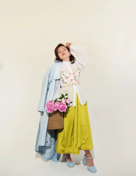Flower girl — Fashion & Beauty editorial by Kristy Grishina for VOUS Magazine