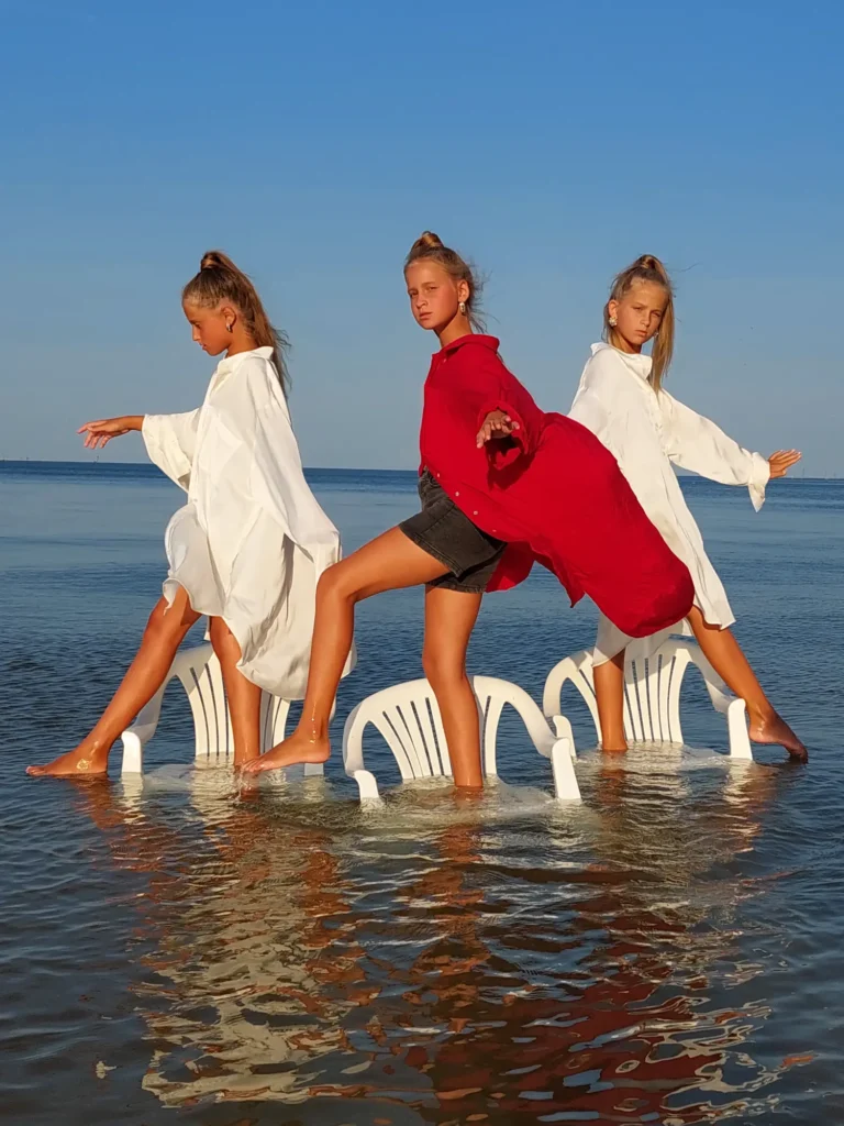 Muses of the sea — Teen editorial by Ekaterina Muraveva for VOUS Magazine