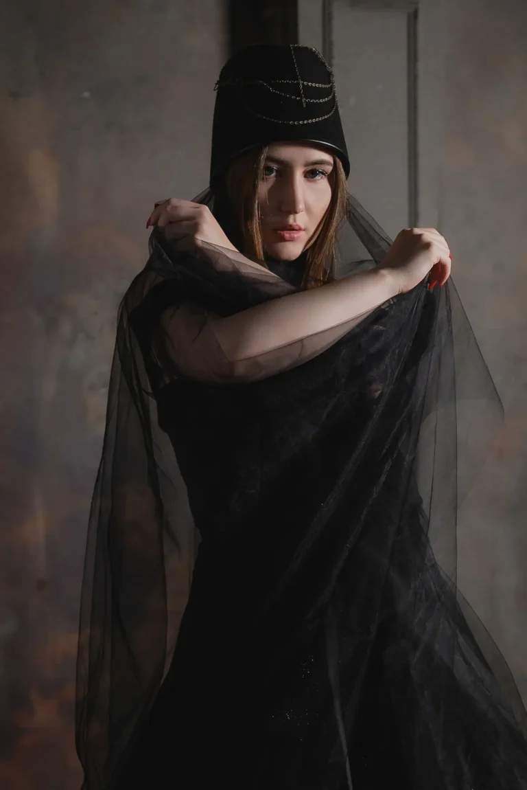 Queen in black — VOUS Magazine · The August Fashion & Beauty Edition · Vol.11 · 2023