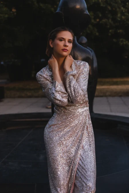 Party in Philosophers Garden — Fashion & Beauty editorial by Agnes Nora Szimon for VOUS Magazine