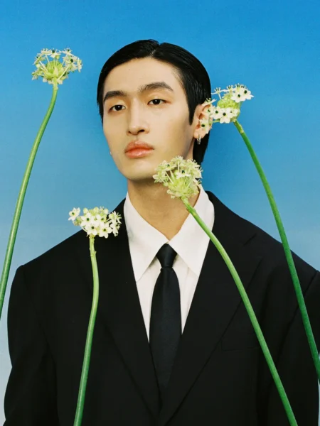 Portrait of Chinese youth — Man editorial by Yang Shu for VOUS Magazine