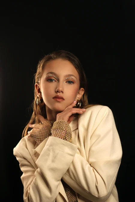 Sunbeam — Teen editorial by Or.mirov Egor Halaimov for VOUS Magazine