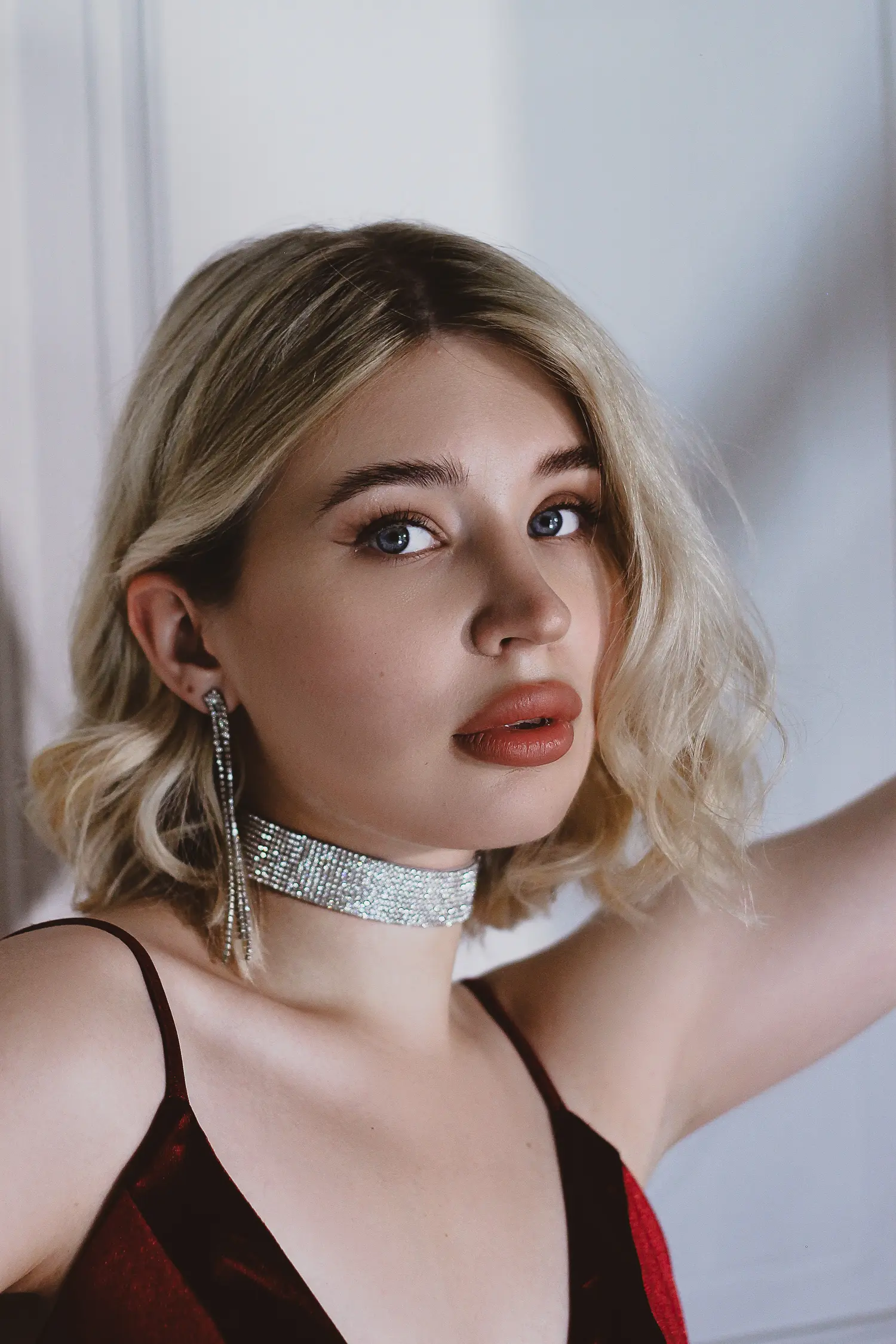 Allow Yourself to Open Up — Fashion & Beauty editorial by Evtushenko Ekaterina for VOUS Magazine