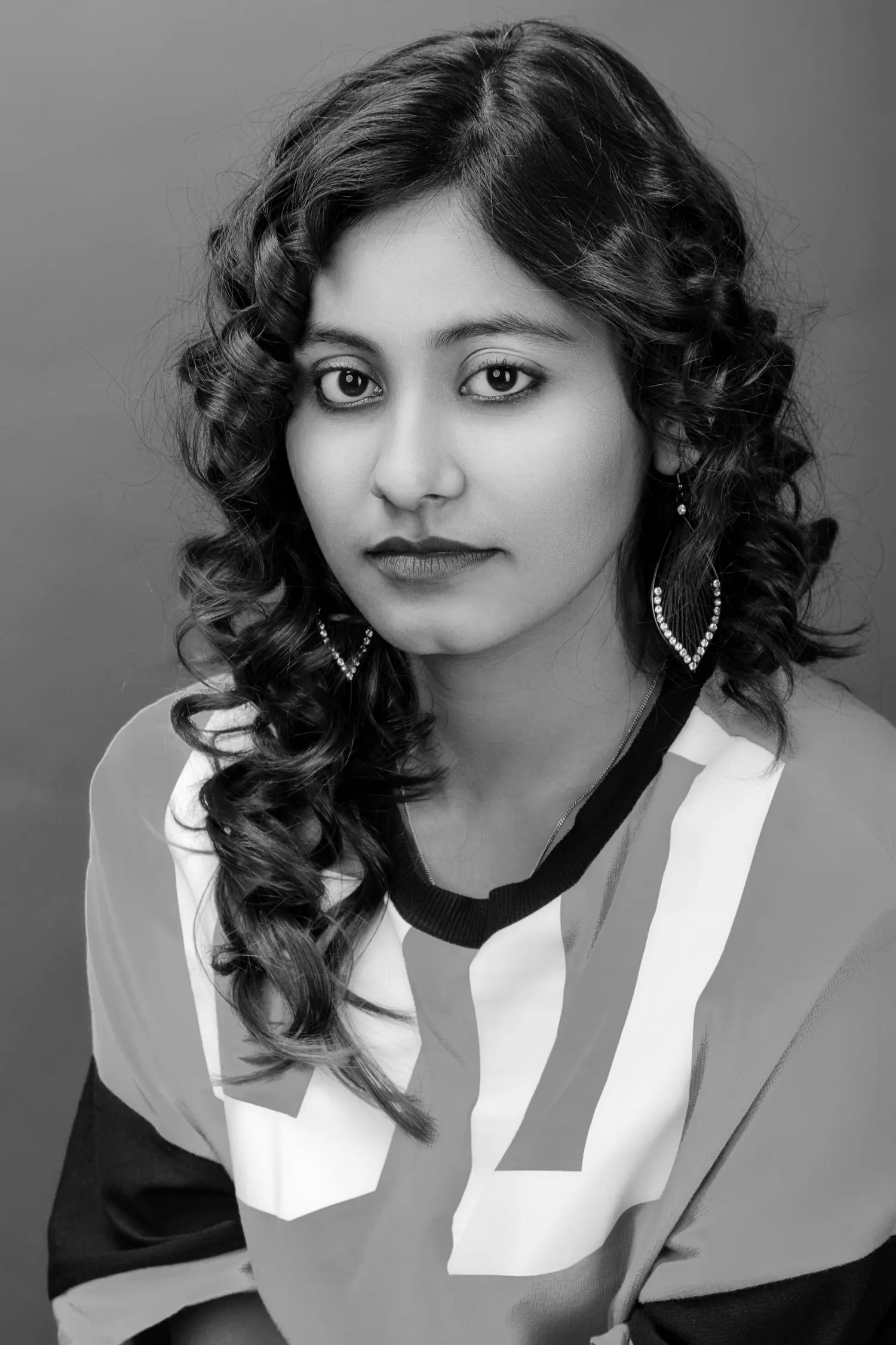 Dimpi — Fashion & Beauty editorial by Anupam Roy for VOUS Magazine