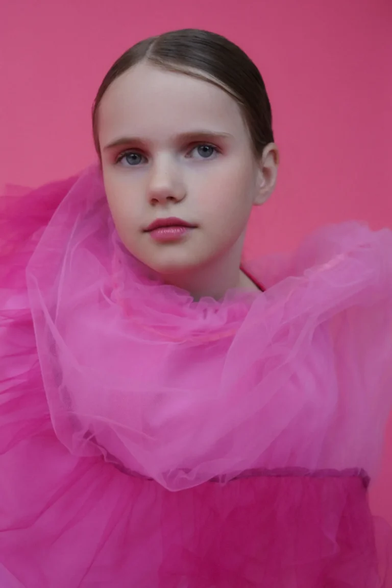 Pink model — Teen editorial by Valentina Kryzhanovskaya for VOUS Magazine