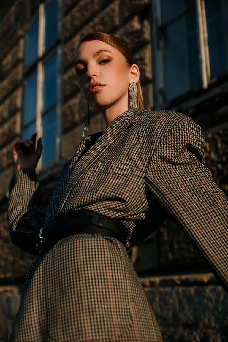 Power Chic — Fashion & Beauty editorial by Luana Muškić for VOUS Magazine