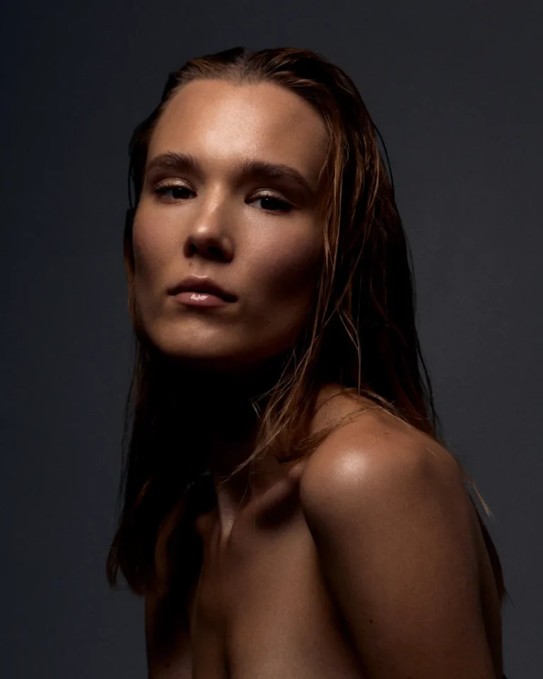 Pure woman — Fashion & Beauty editorial by Anton Malcev for VOUS Magazine