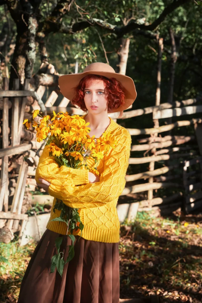 Rural fashion — Fashion & Beauty editorial by Elena Pismennaya for VOUS Magazine