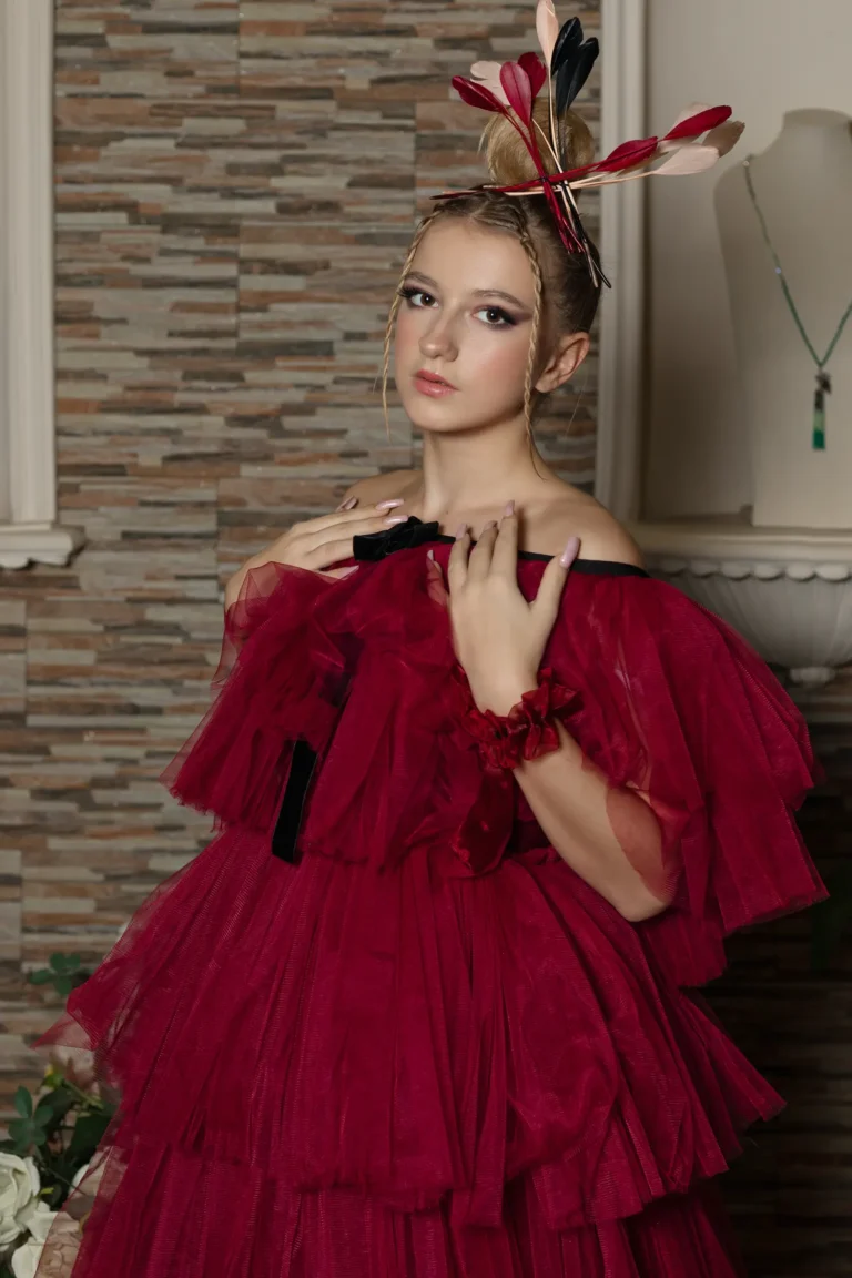 Alina — Christmas Special editorial by Lesia Ivanova for VOUS Magazine