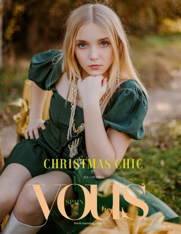 Christmas Chic — VOUS Magazine · The December Christmas Special Edition · Vol.3 · 2023