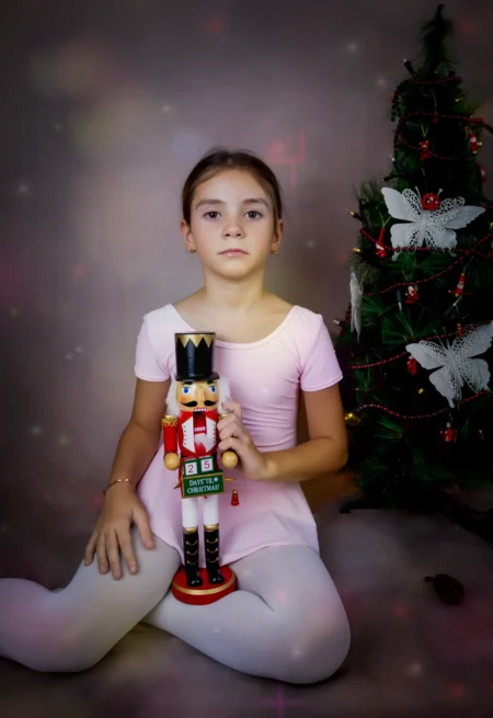 Christmas Happiness — Teen editorial by Nadejda Calestru Ribeiro Oliveira for VOUS Magazine