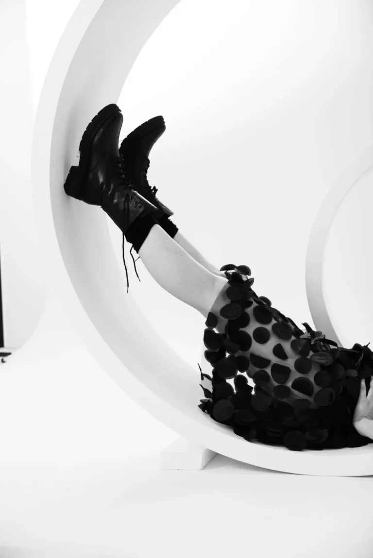 Magical grometric — Fashion & Beauty editorial by Elena Zhuravleva for VOUS Magazine