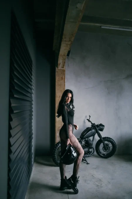 Moto life and beauty — Fashion & Beauty editorial by Полина Гаевская for VOUS Magazine