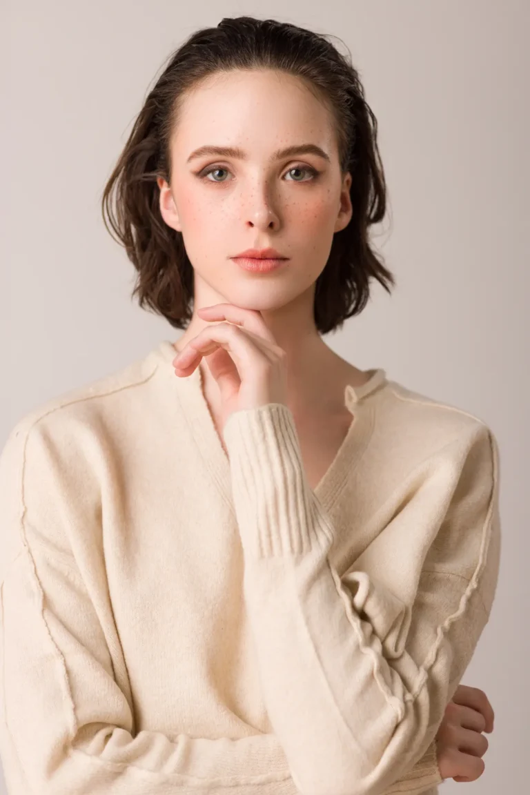 Fashion Moves — Fashion & Beauty editorial by Nausher Nash Banaji for VOUS Magazine