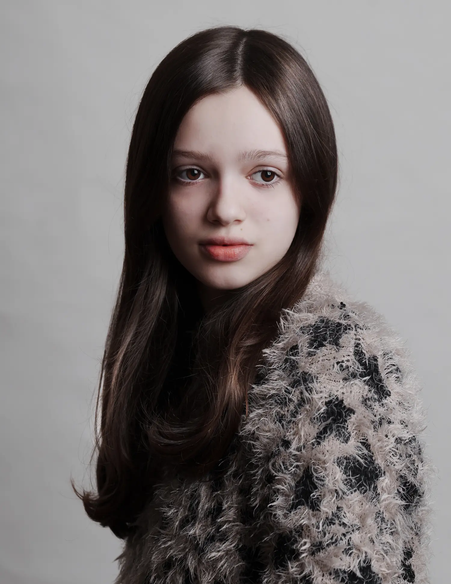 Juli — Teen editorial by Fer Devincenzi for VOUS Magazine