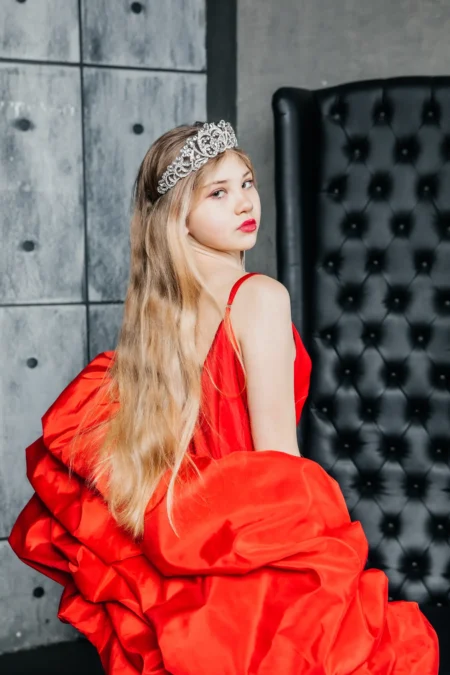 Montilia — Fashion & Beauty editorial by Anna Ignateva for VOUS Magazine