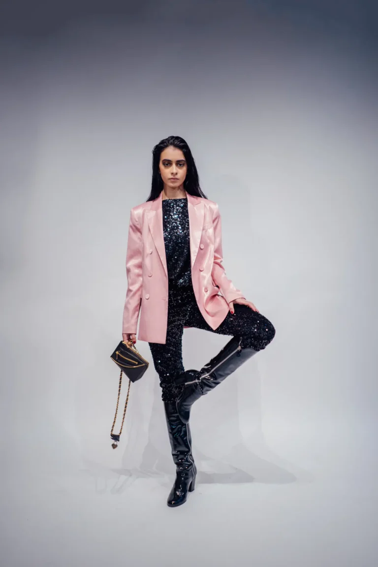 Follow the rythmn — Fashion & Beauty editorial by Jonas Mantay for VOUS Magazine