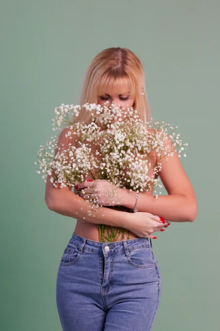 The tenderness of spring — Fashion & Beauty editorial by Екатерина Бынкова for VOUS Magazine