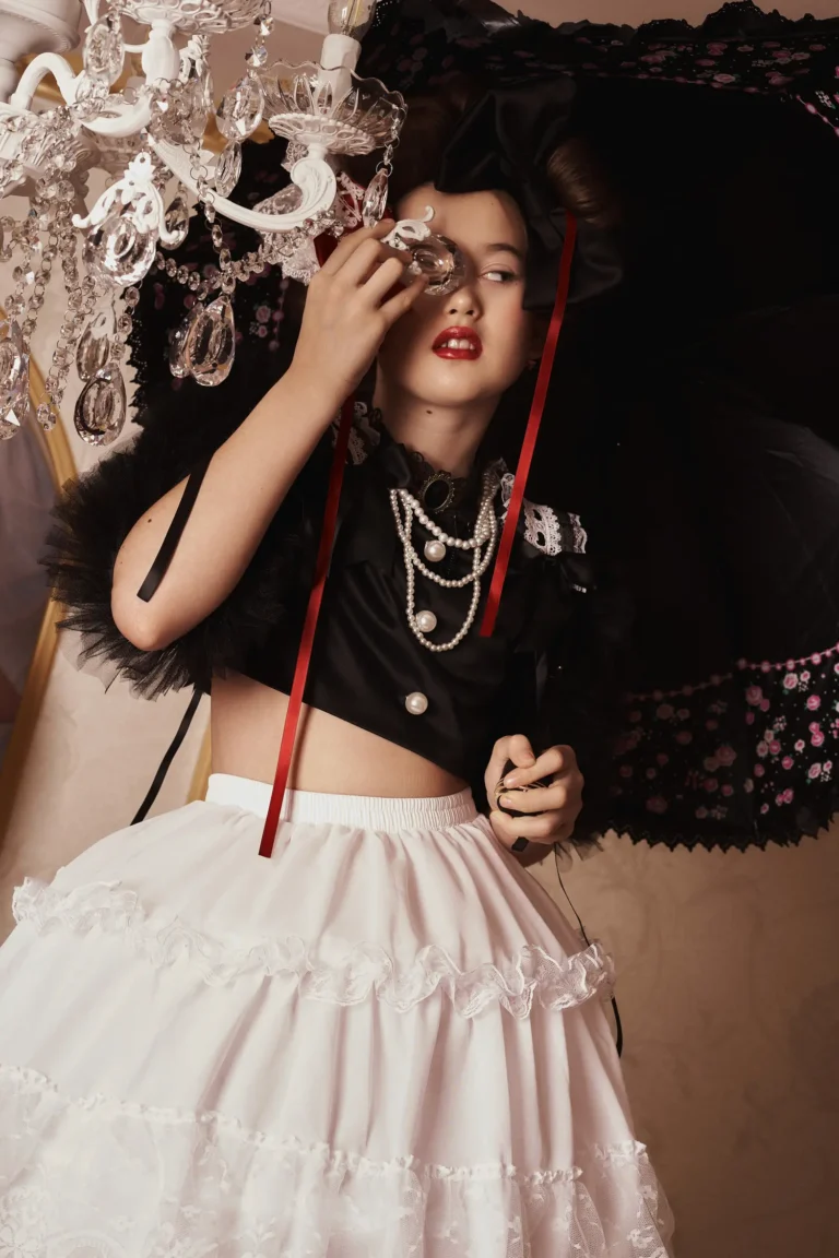 Madam Pompadour — Teen editorial by stasya_fah for VOUS Magazine