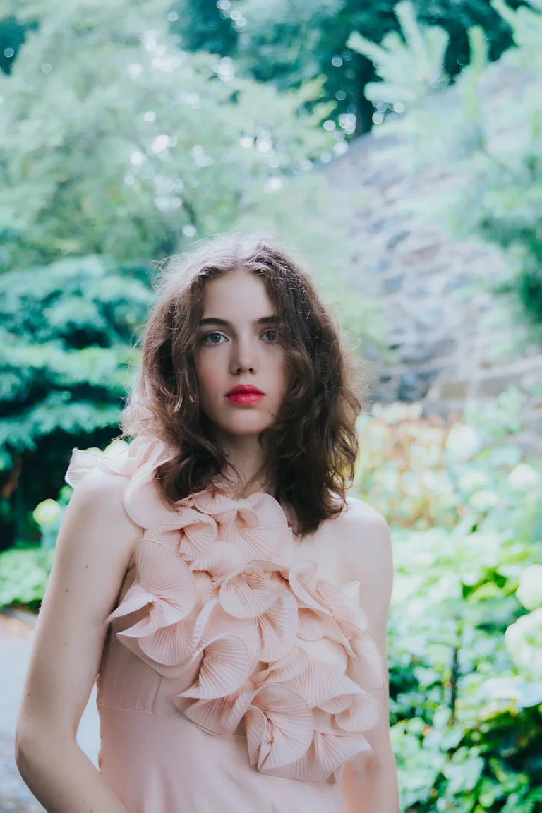 Verão — VOUS Magazine · The June Creme de la Creme Edition · 2024