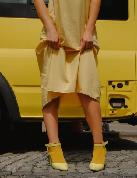 Mood color Yellow, summer is coming — Portrait editorial by Olesya Golovina for VOUS Magazine